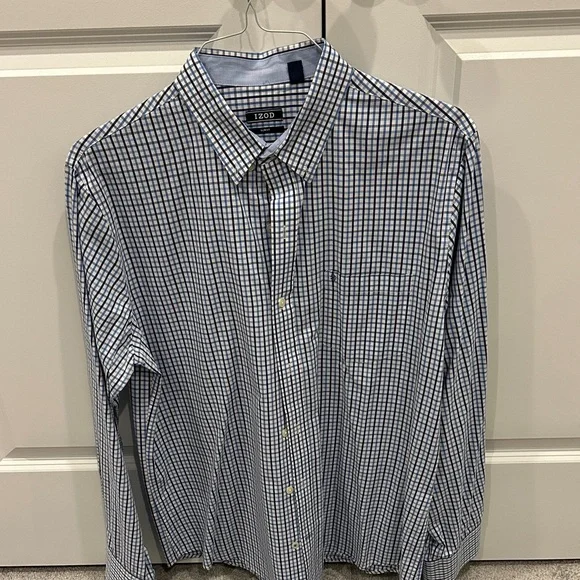 Izod Men's Blue & White Checked Button-Down Shirt - Picture 1 of 1